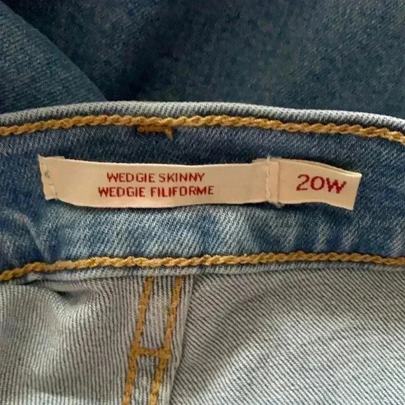 Wedgie  Levi’s jeans - Picture 3 of 6